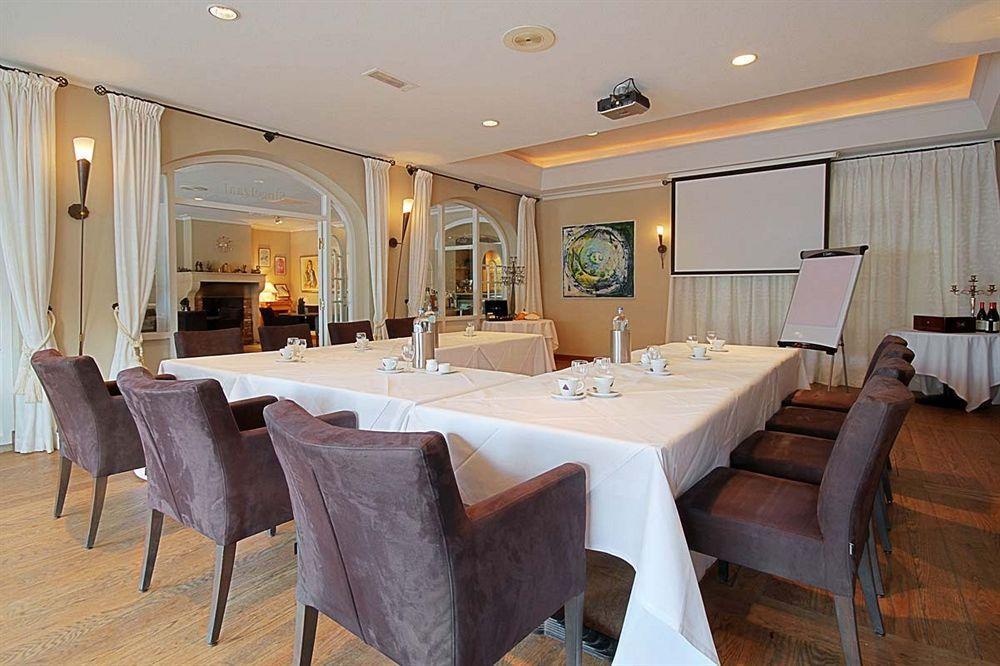 Hotel Munten Weert Exterior photo